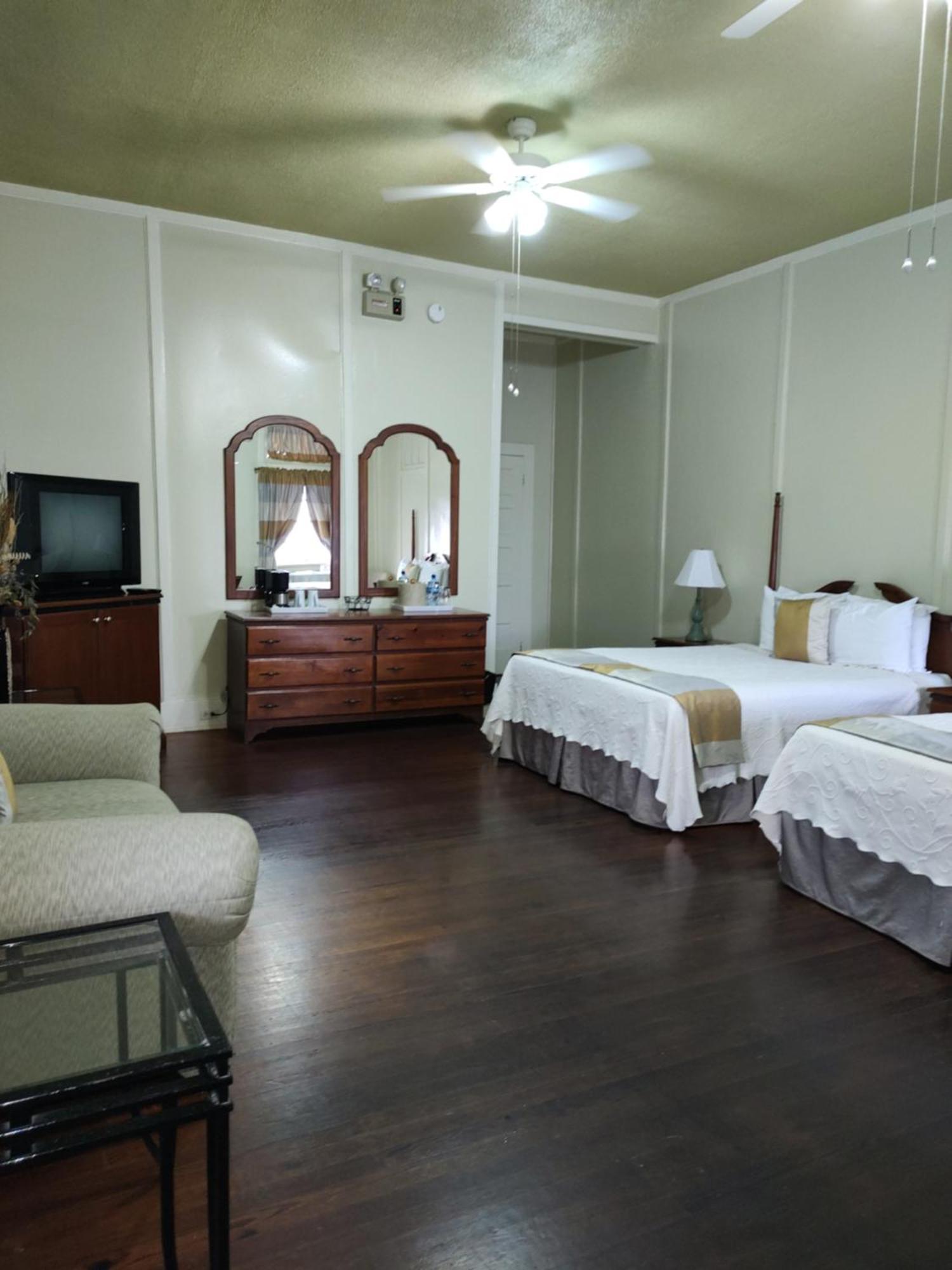The Great House Inn Belize City Exterior foto