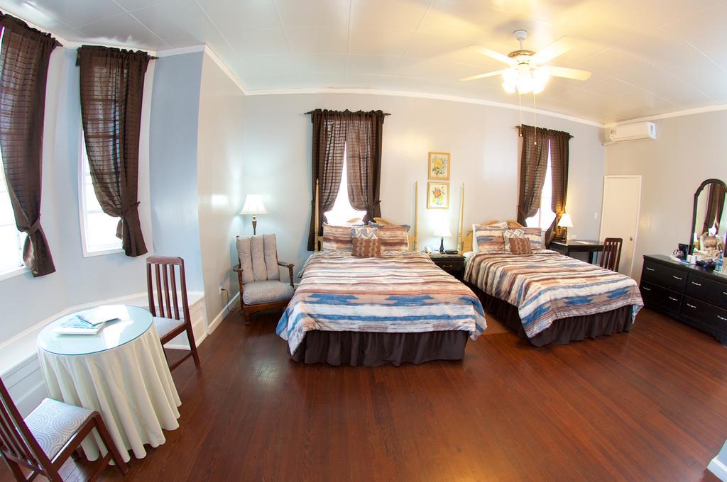 The Great House Inn Belize City Exterior foto